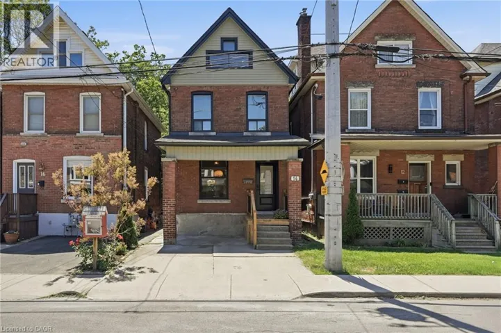 14 CUMBERLAND Avenue, Hamilton, Ontario L8M1Y7