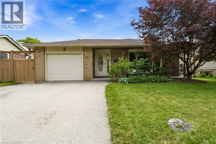30 GREENWOOD Trail, Brantford, Ontario N3R6G5