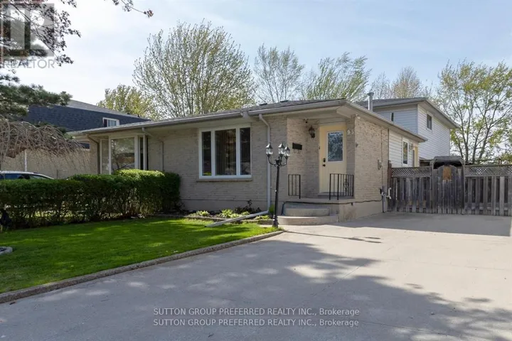 95 SCOTCHMERE CRESCENT, London South (South X), Ontario N6E1Z9