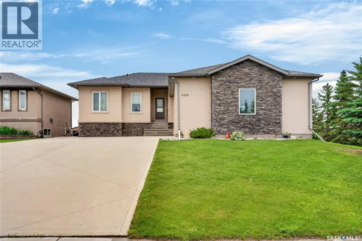 900 Water Ridge CRESCENT, Humboldt, Saskatchewan S0K2A0