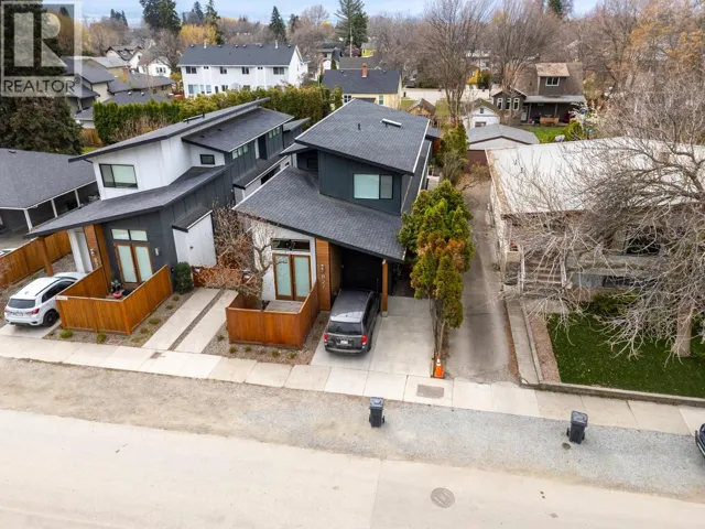827 Saucier Avenue, Kelowna, British Columbia V1Y6A4
