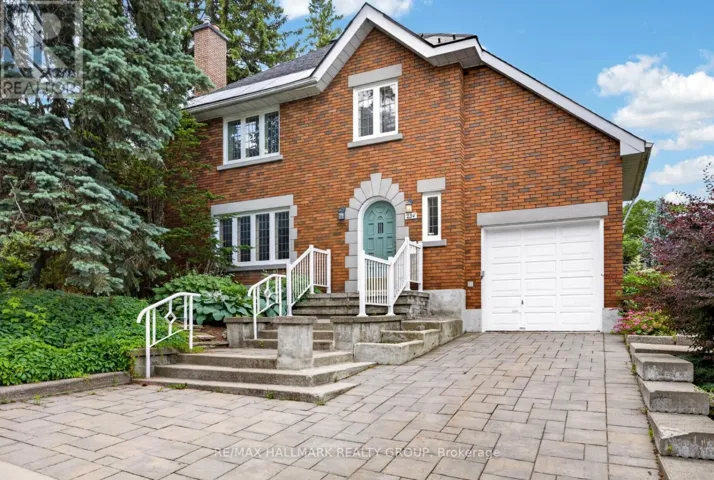 234 OLD IRVING PLACE, Ottawa, Ontario K1Y1Z8