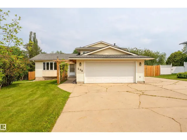 208 18 ST, Cold Lake, Alberta T9M1B5