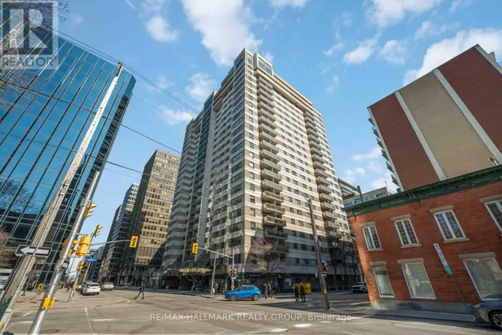 1602 - 199 KENT STREET, Ottawa, Ontario K2P2K8