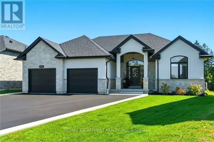 270 CHARLES STREET, Norfolk (Waterford), Ontario N0E1Y0