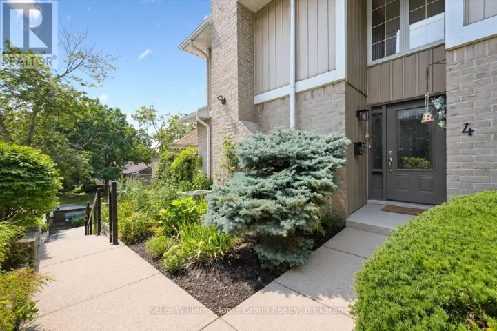 4 - 106 WOODLAWN ROAD E, Guelph (Victoria North), Ontario N1E1B7