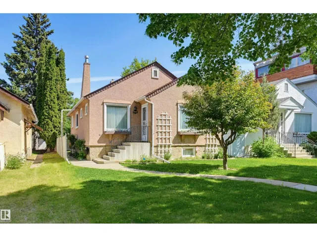 10932 88 AV NW, Edmonton, Alberta T6G0Z1