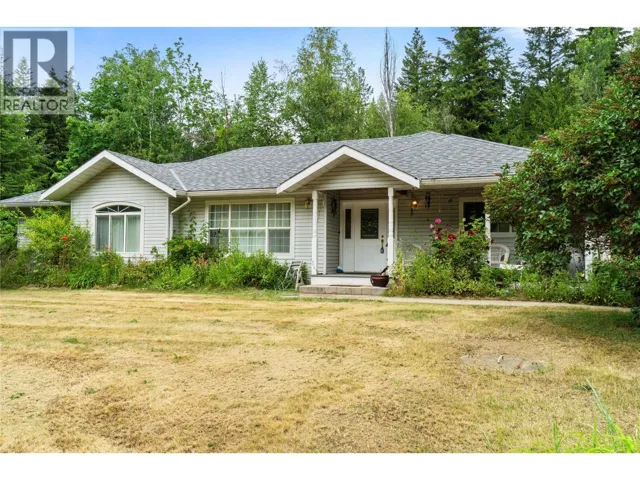 3915 Express Point Road, Scotch Creek, British Columbia V0E1M5