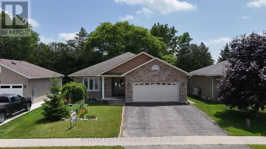 401 CARLING TERRACE, North Huron (Wingham), Ontario N0G2W0