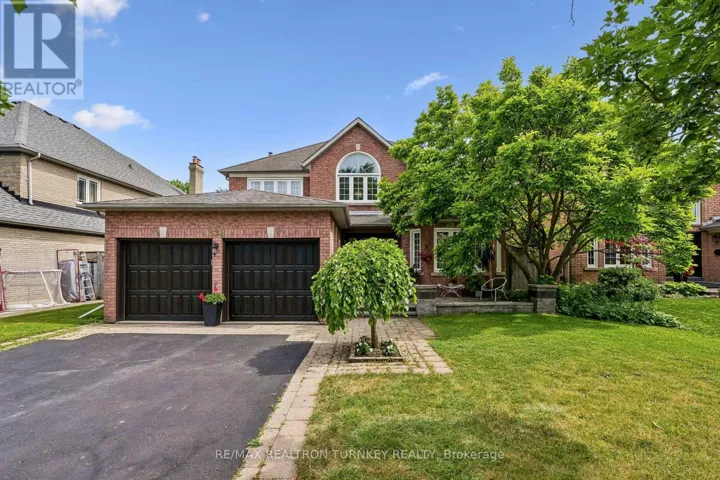 638 GAGNON PLACE, Newmarket (Stonehaven-Wyndham), Ontario L3X1V8