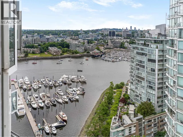 2807 1199 MARINASIDE CRESCENT, Vancouver, British Columbia V6Z2Y2