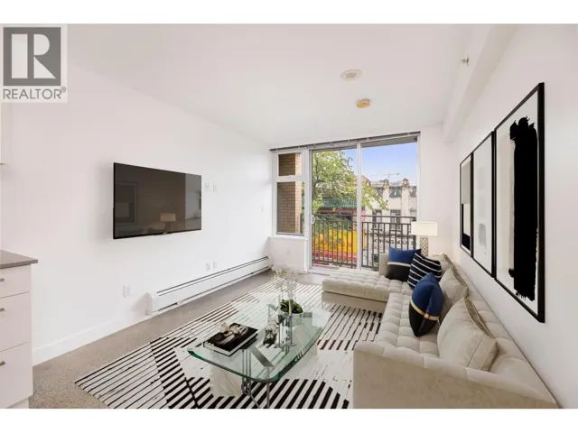 305 231 E PENDER STREET, Vancouver, British Columbia V6A1T8