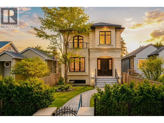 4627 W 15TH AVENUE, Vancouver, British Columbia V6R3B5