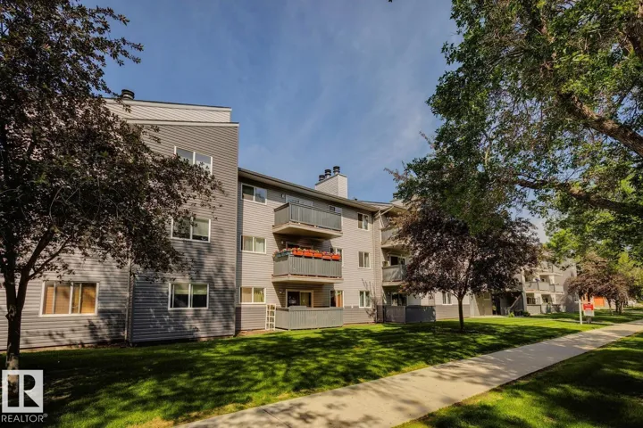 #303 10838 108 ST NW, Edmonton, Alberta T5H3A6