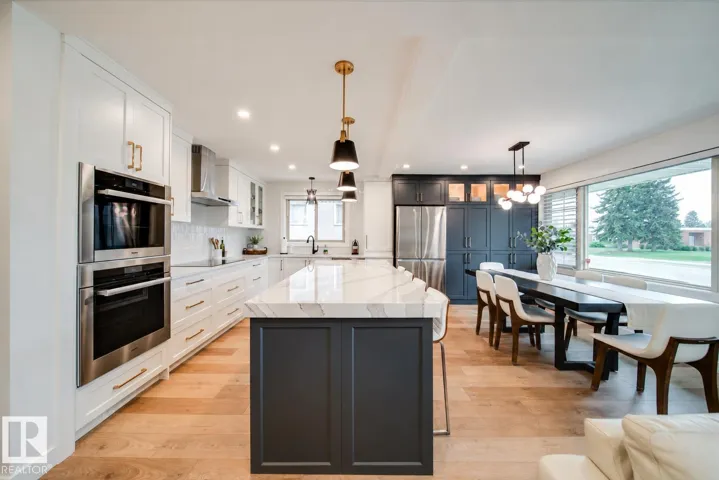 5431 113A ST NW, Edmonton, Alberta T6H1A4