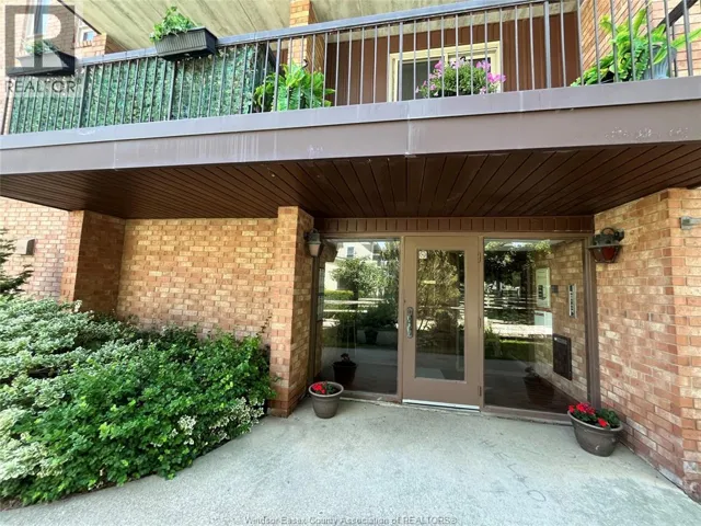 26 ALICE STREET North Unit# 303, Essex, Ontario N8M1C9