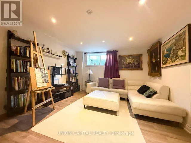 LOWER - 39 SHAMOKIN DRIVE, Toronto (Parkwoods-Donalda), Ontario M3A3H9