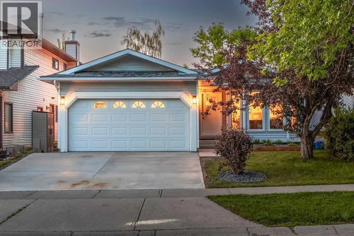 60 Strathcona Road SW, Calgary, Alberta T3H1X5