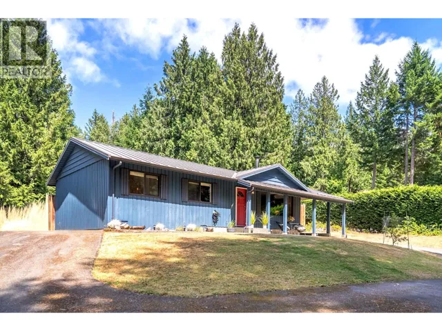 4746 BOSUN WAY, Pender Island, British Columbia V0N2M0