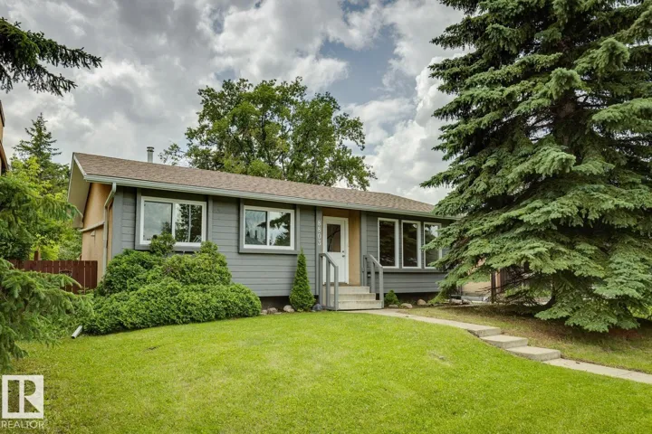 8803 25A AV NW, Edmonton, Alberta T6K2W6