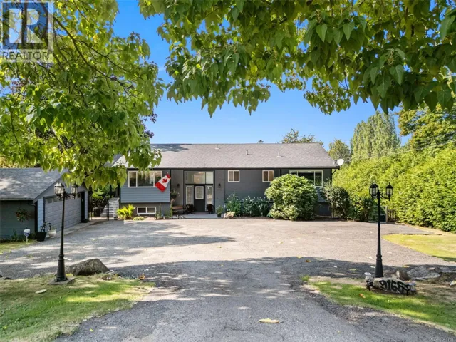 9168 West Saanich Rd, North Saanich, British Columbia V8L5T4
