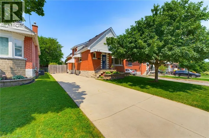 282 EAST 13TH Street, Hamilton, Ontario L9A3Z9