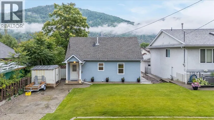 2250 Eighth Avenue, Trail, British Columbia V1R3E3