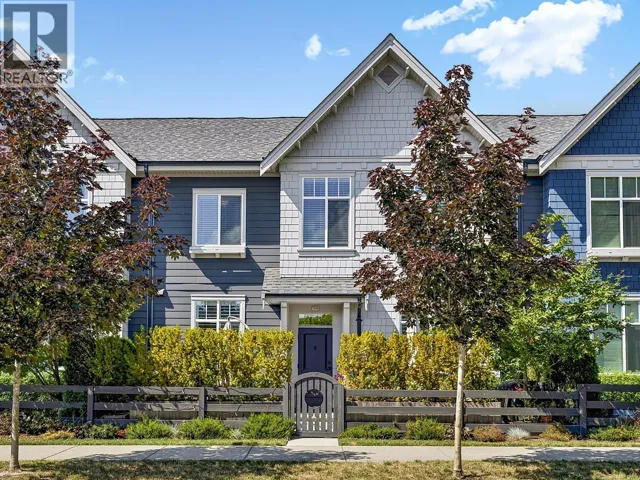 109 3529 BAYCREST AVENUE, Coquitlam, British Columbia V3B2W7