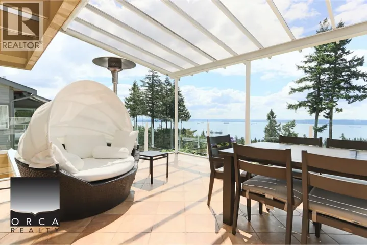 5060 PINETREE CRESCENT, West Vancouver, British Columbia V7W3B4