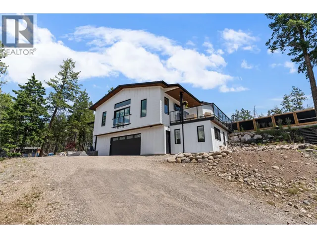 7111 Dunwaters Road, Kelowna, British Columbia V1W3W6