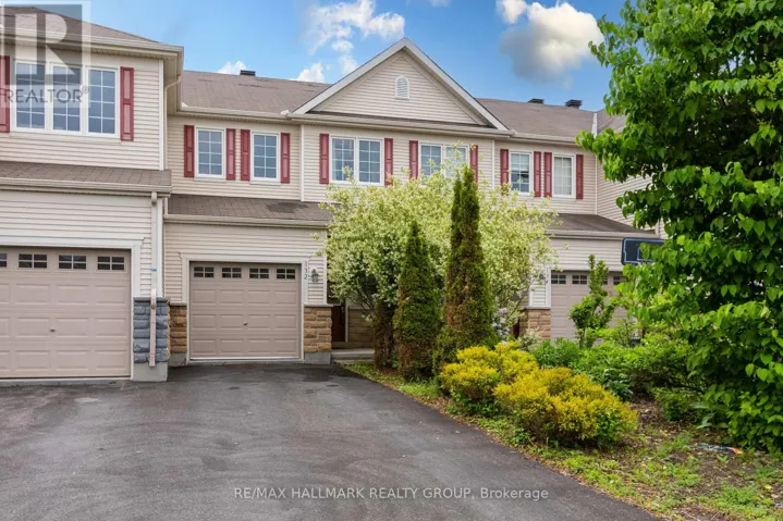 132 LARAMIE CRESCENT, Ottawa, Ontario K2J5Z8
