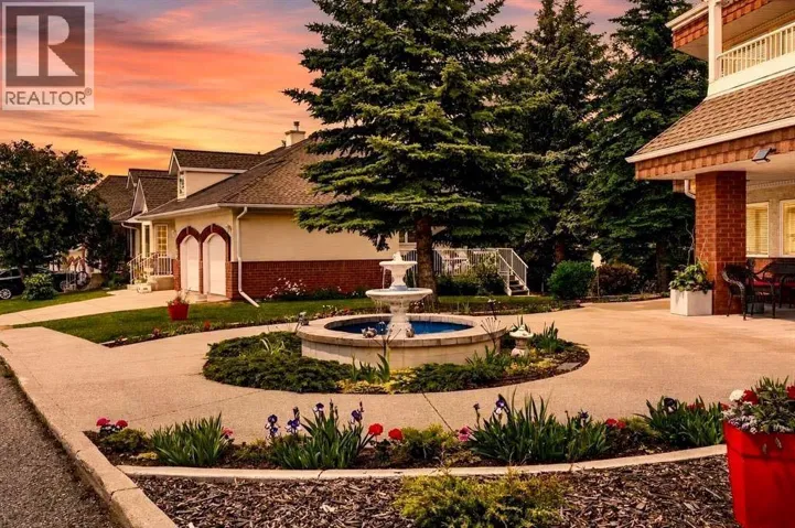 3205, 3000 Sienna Park Green SW, Calgary, Alberta T3H3N7
