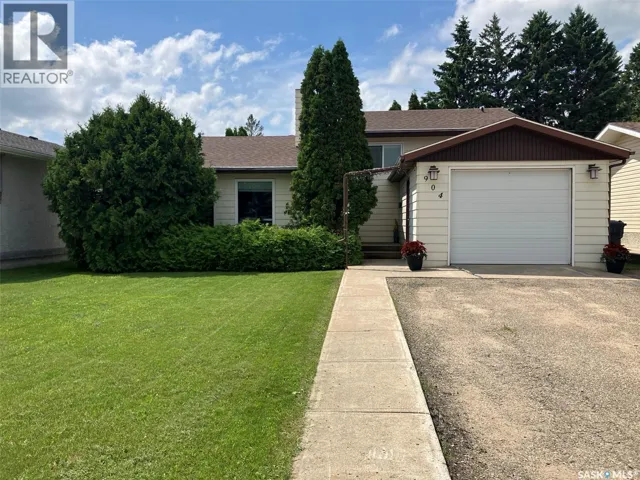 904 Centre STREET, Nipawin, Saskatchewan S0E1E0