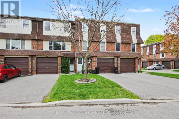 49 - 371 BRONTE STREET S, Milton (OM Old Milton), Ontario L9T3K5