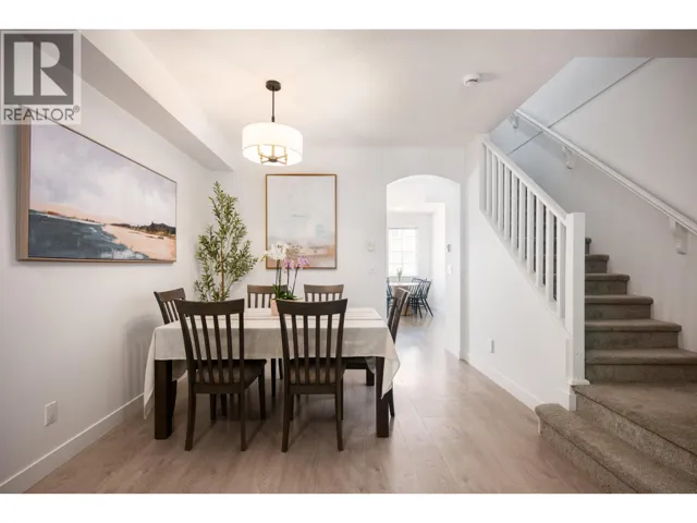 2 8533 CUMBERLAND PLACE, Burnaby, British Columbia V3N5C1