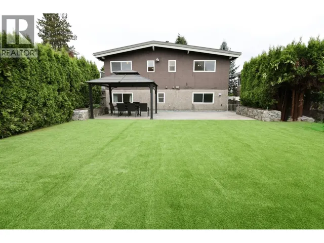 951 EVERETT CRESCENT, Burnaby, British Columbia V5A2N6