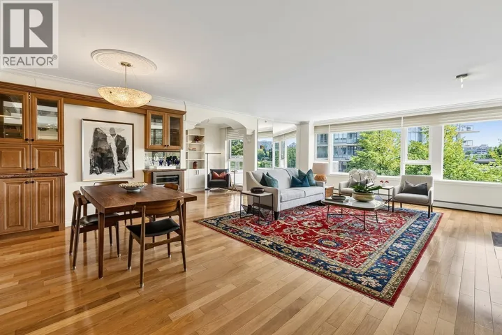 306 1383 MARINASIDE CRESCENT, Vancouver, British Columbia V6Z2W9