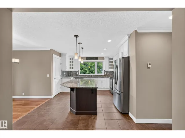 12819 45 ST NW, Edmonton, Alberta T5A2K3