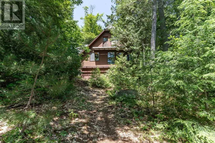 19687 KAWAGAMA NORTH SHORE, Algonquin Highlands (McClintock), Ontario P0A1E0