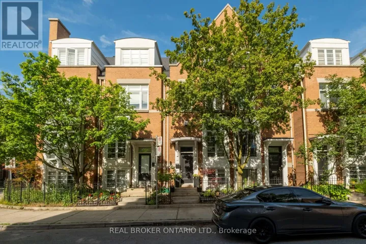 12 EAST YORK AVENUE, Toronto (Broadview North), Ontario M4K3Z9