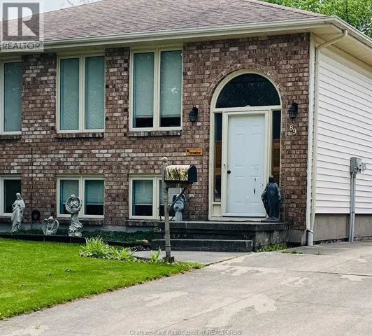 89 Bruinsma AVENUE, Wallaceburg, Ontario N8A5C5