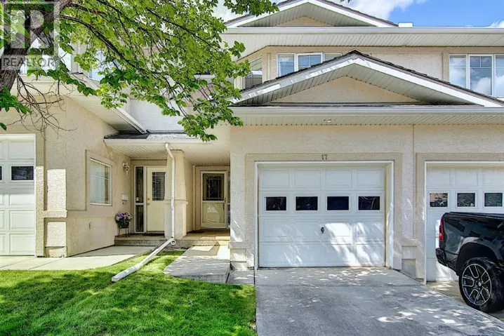 17 Edgeridge Terrace NW, Calgary, Alberta T3A6C1