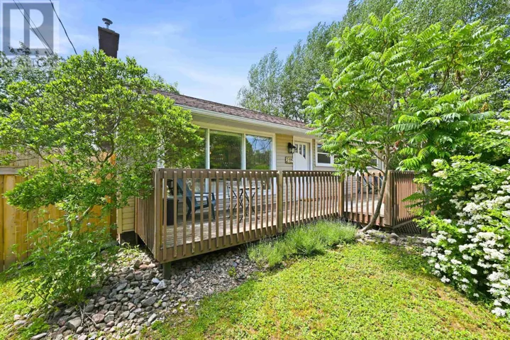 21 Lewis Drive, Bedford, Nova Scotia B4B1C1