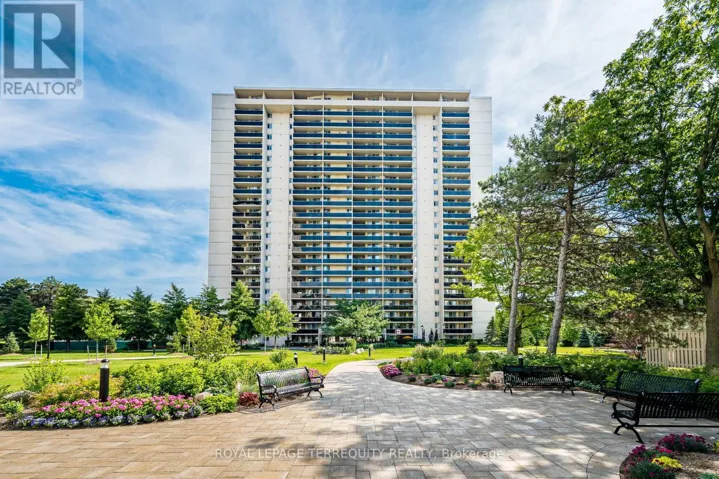1809 - 812 BURNHAMTHORPE ROAD, Toronto (Markland Wood), Ontario M9C4W1