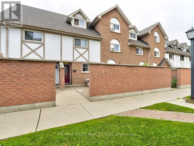 22 - 83 IRWIN ROAD, Toronto (Elms-Old Rexdale), Ontario M9W5W1