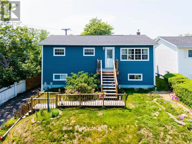 28 Pleasant Avenue, Mount Pearl, Newfoundland & Labrador A1N1S4