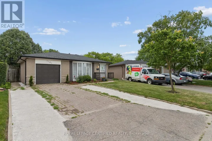 1121 VALENTINE DRIVE, Cambridge, Ontario N2H2N9