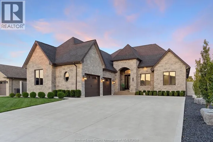 1456 MULLINS DRIVE, Lakeshore, Ontario N0R1V0