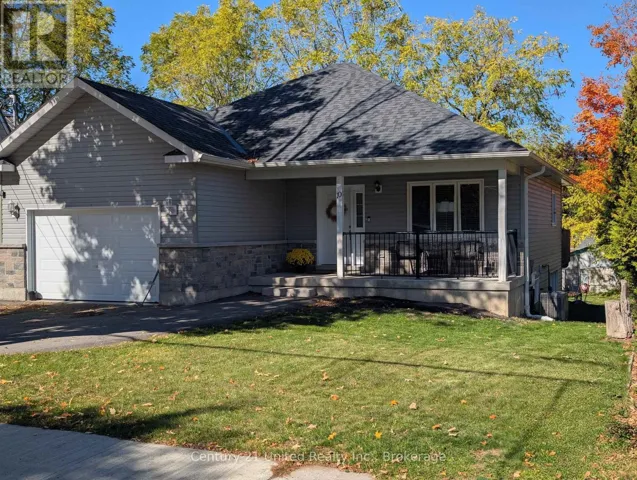 10 WILLIAM STREET, Selwyn, Ontario K0L2H0