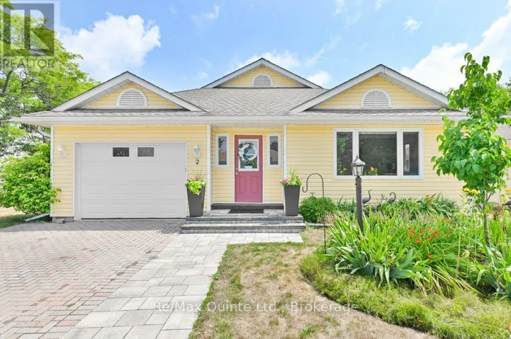 2 HERITAGE DRIVE, Prince Edward County (Wellington Ward), Ontario K0K3L0